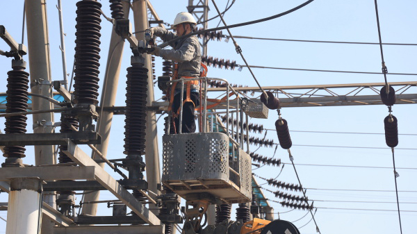 “雷科電力赴長沙完成電氣設(shè)備交付驗收及技術(shù)培訓